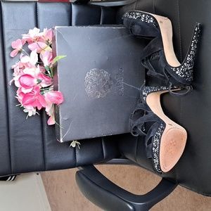 VC Gem DIVA Heels